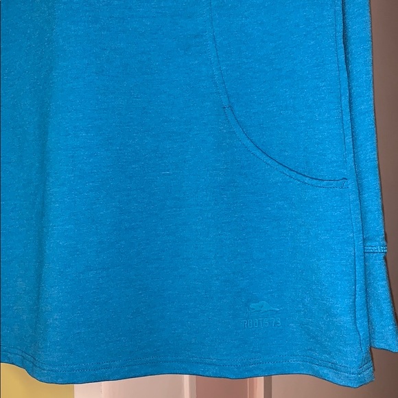 Roots ,Bright blue hoodie, thumb holes & pockets - Picture 9 of 13